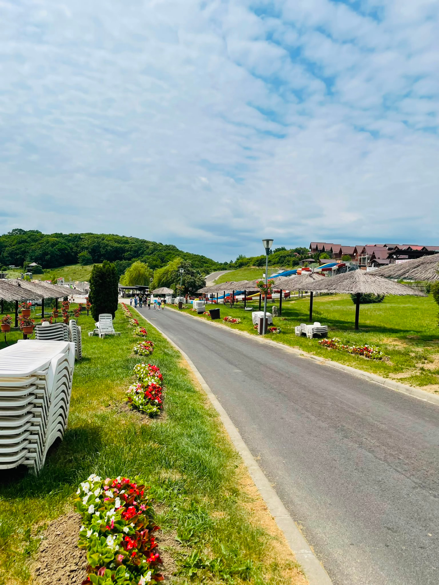 Terasă și zonă de relaxare în aer liber la Cabana Amelie